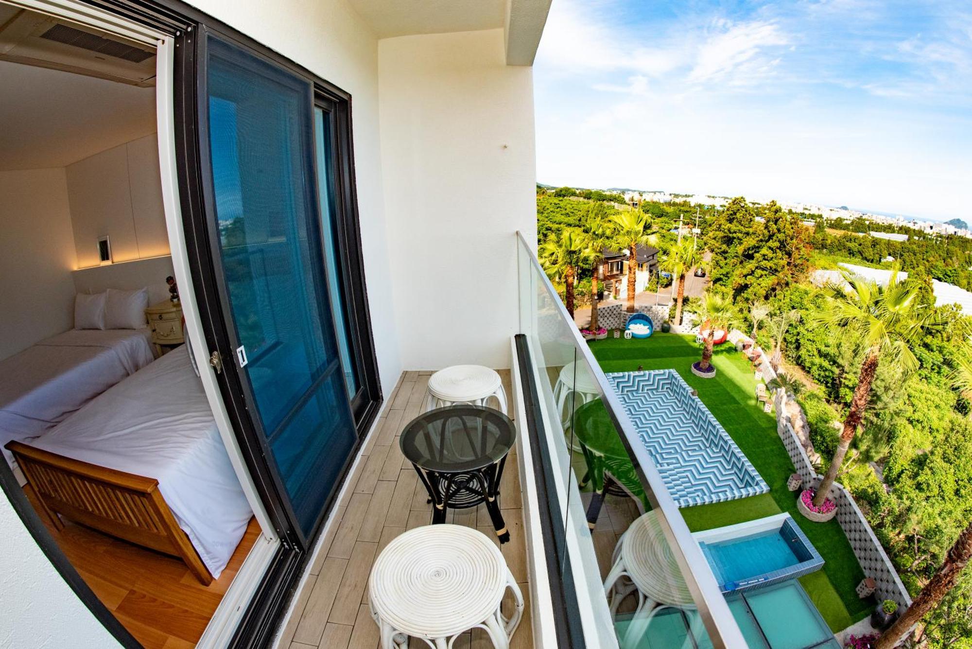 Jeju Bunkerhotel&Resort Seogwipo Ngoại thất bức ảnh