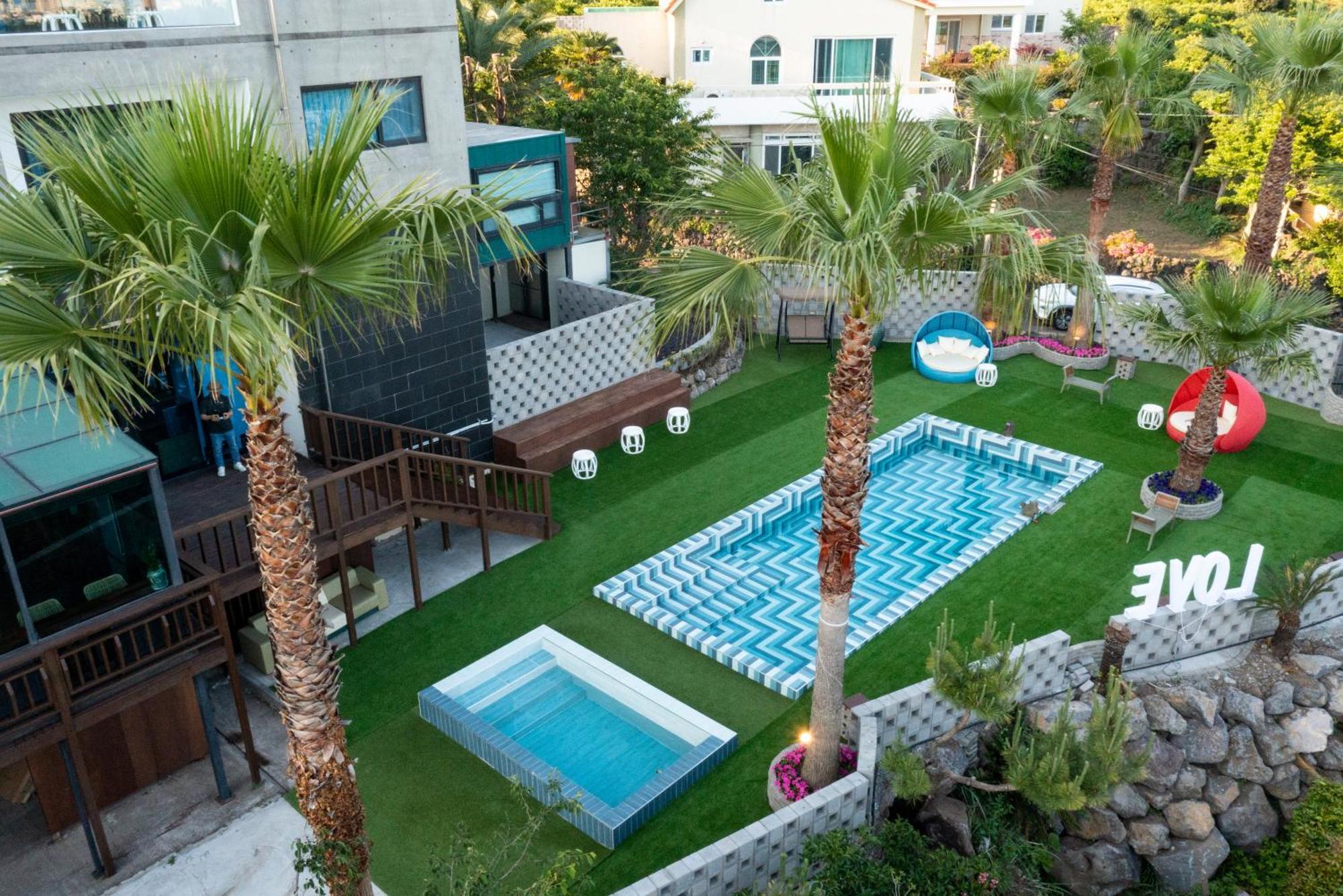 Jeju Bunkerhotel&Resort Seogwipo Ngoại thất bức ảnh